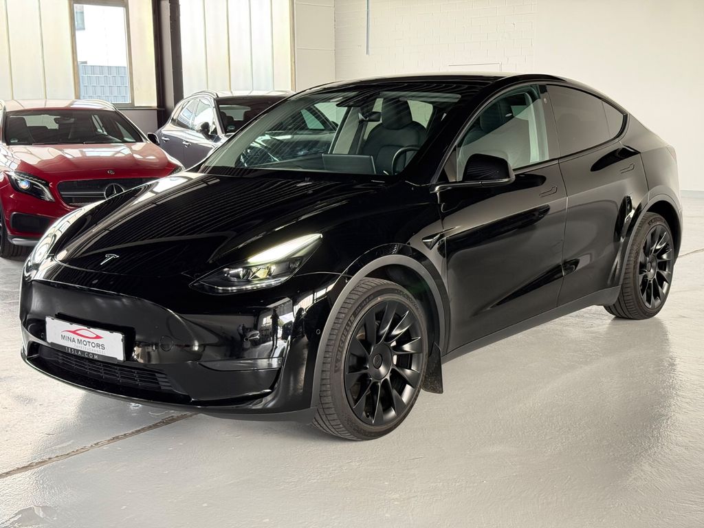 Image of Tesla Model Y
