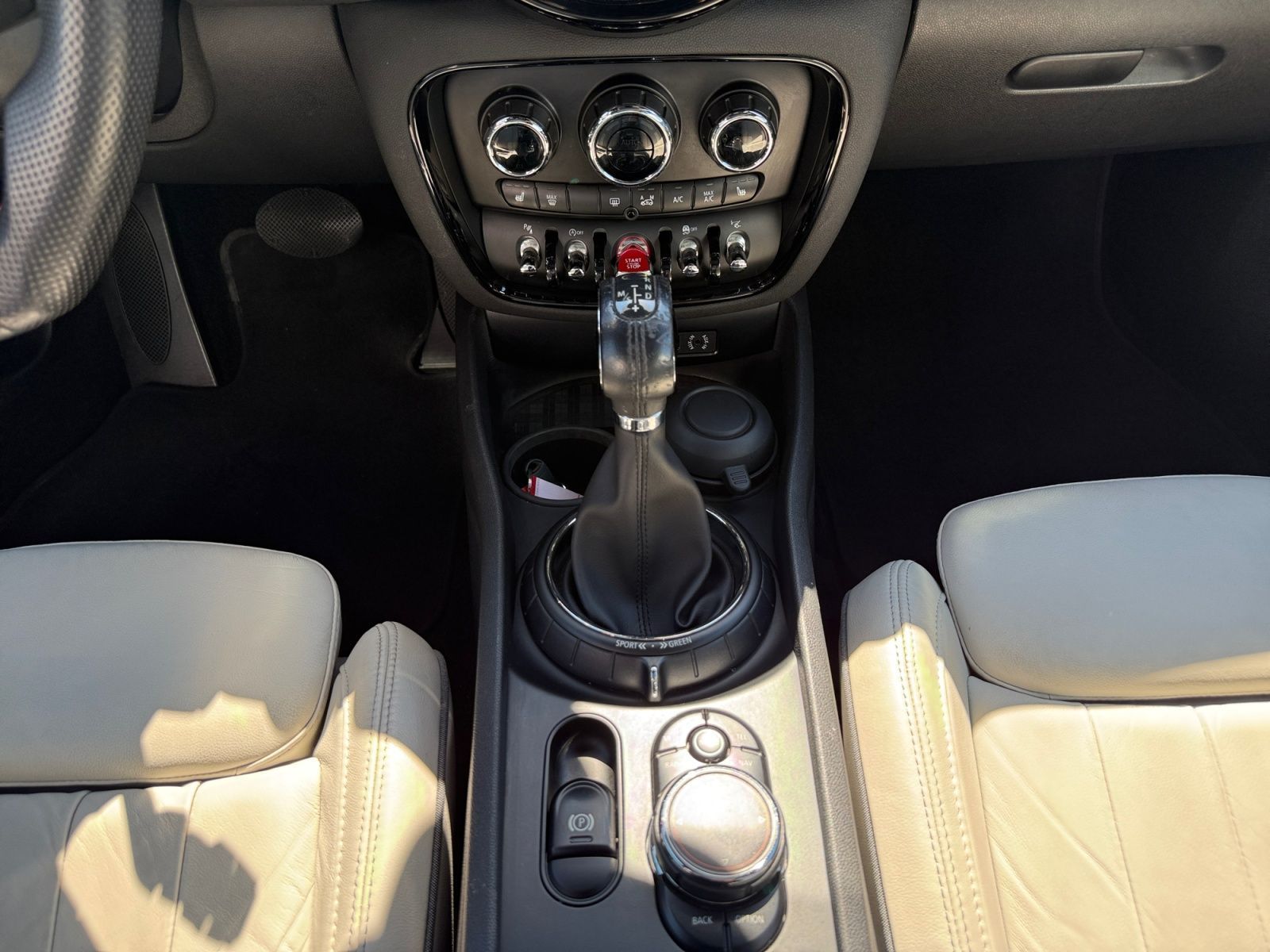 Fahrzeugabbildung MINI Cooper S Clubman Clubman Cooper S HEAD UP LED