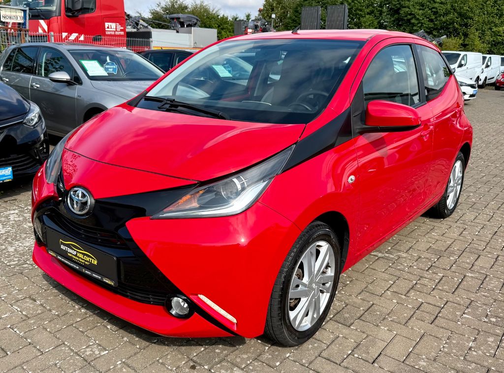 Image of Toyota Aygo (X)