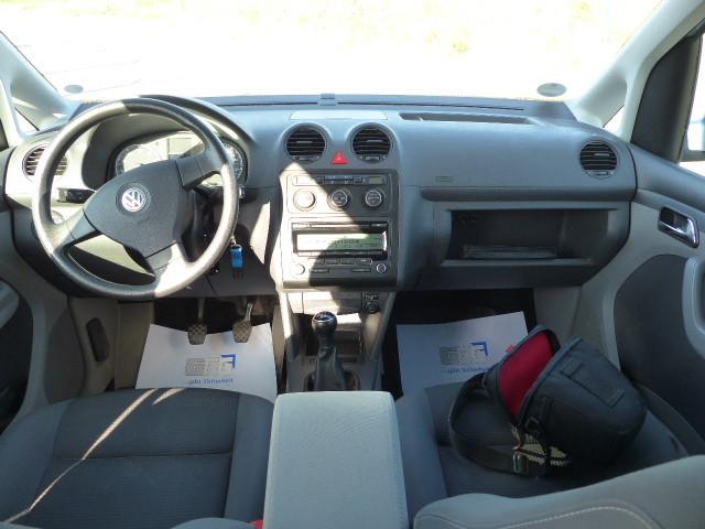 Volkswagen Caddy 2010 — photo 11