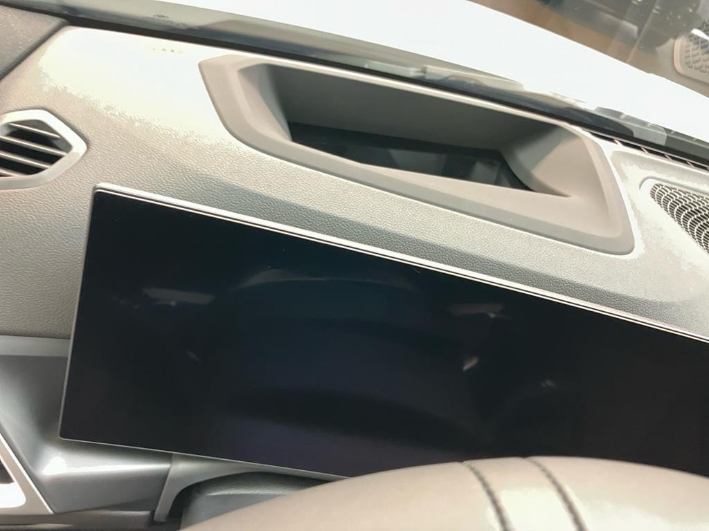 BMW 330d xDrive M Sport Pro AHK+ACC+Pano+Inno+Voll