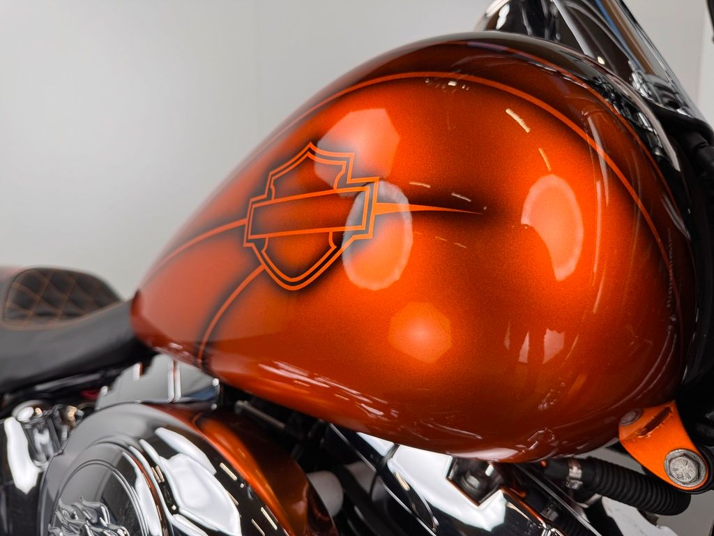 Fahrzeugabbildung Harley-Davidson HERITAGE/FATBOY *HONEYCUMB-COLOURING