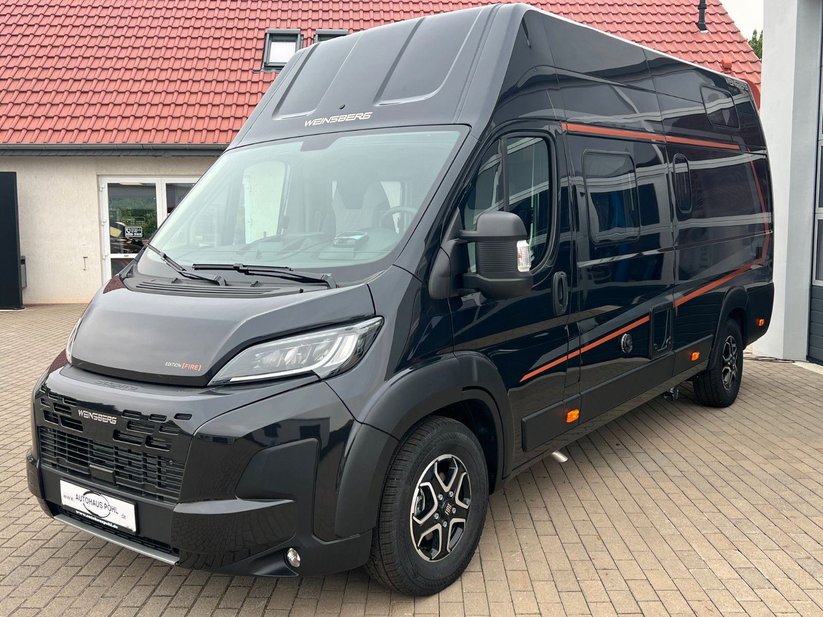 Fahrzeugabbildung Weinsberg CaraBus 630 MEG Outlaw Edition Fire