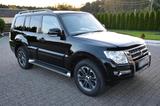 Mitsubishi Pajero 3.2 DI-D Automatik 7 Sitze - Mitsubishi Pajero von privat