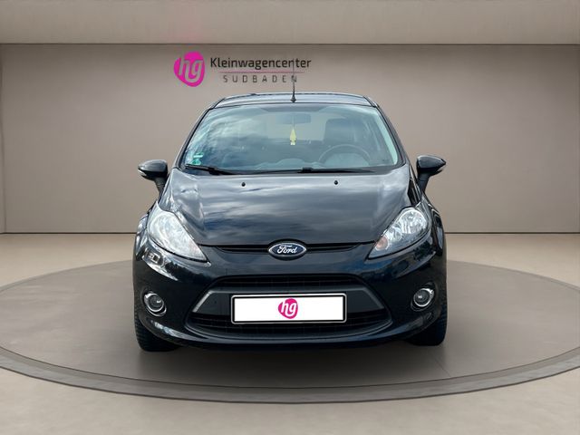 Ford FIESTA KLIMA WENIG KM SCHECKHEFT 82PS TÜV NEU