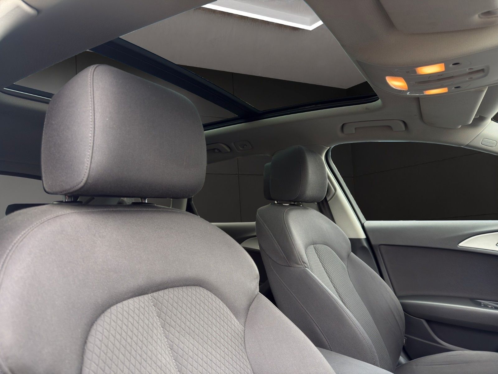 Fahrzeugabbildung Audi A6 Avant 2.0 TDI*ST-Heiz*S-Line*Pano*Head-Up*AHK