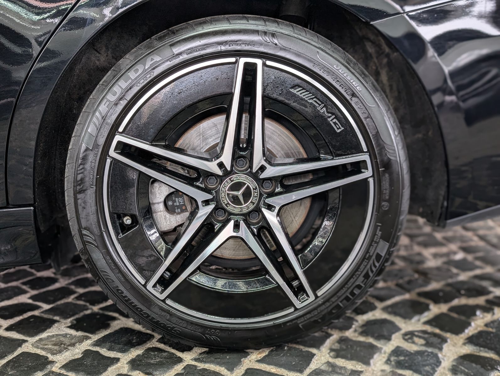 Fahrzeugabbildung Mercedes-Benz C 220 d AMG Night DIG. LIGHT MEMO IHC+ LEDER KAM