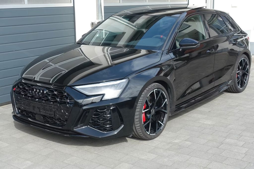 Image of Audi RS3