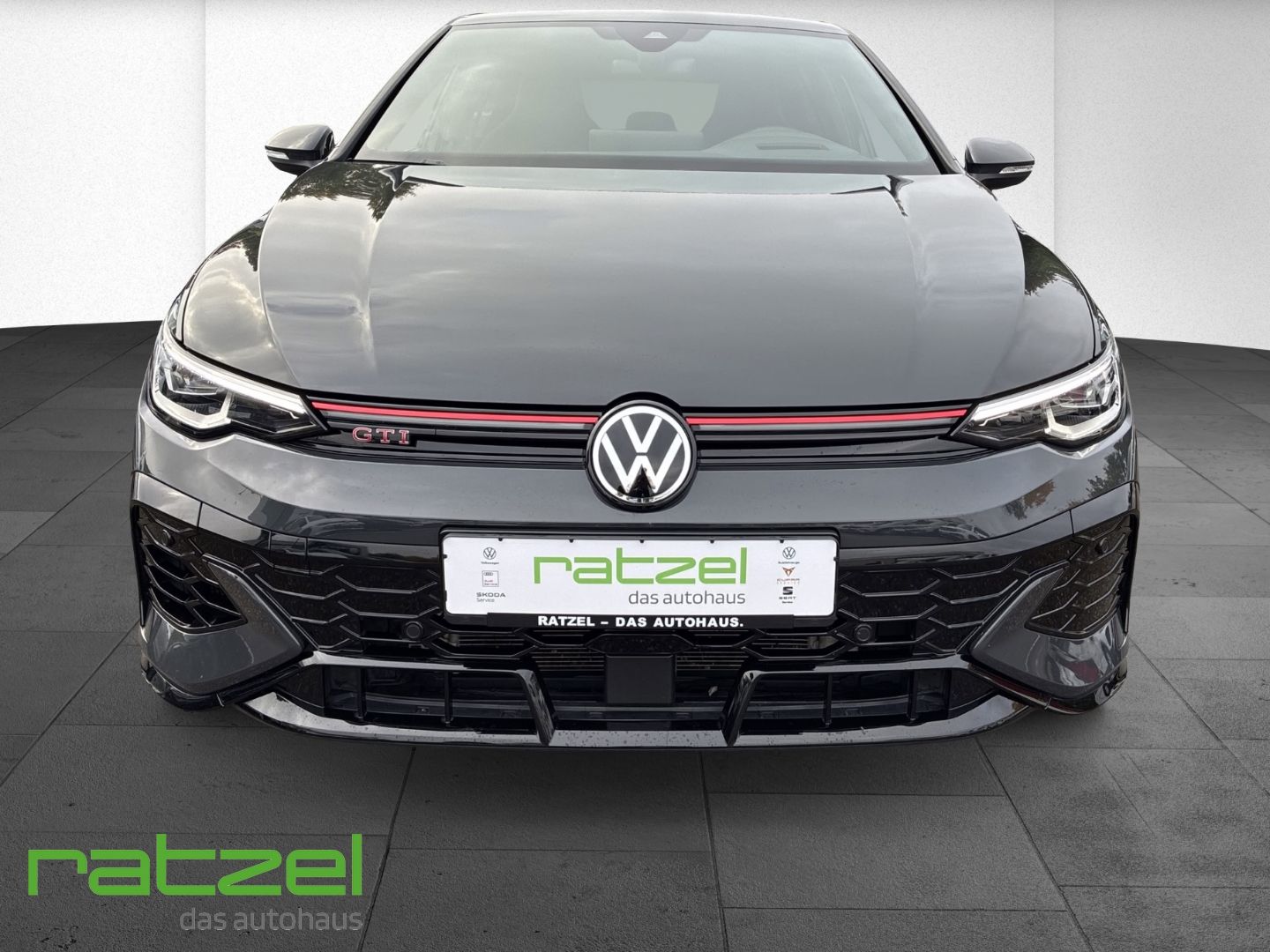 Fahrzeugabbildung Volkswagen Golf Clubsport VIII 2,0 TSI Navi ACC Apple CarPl