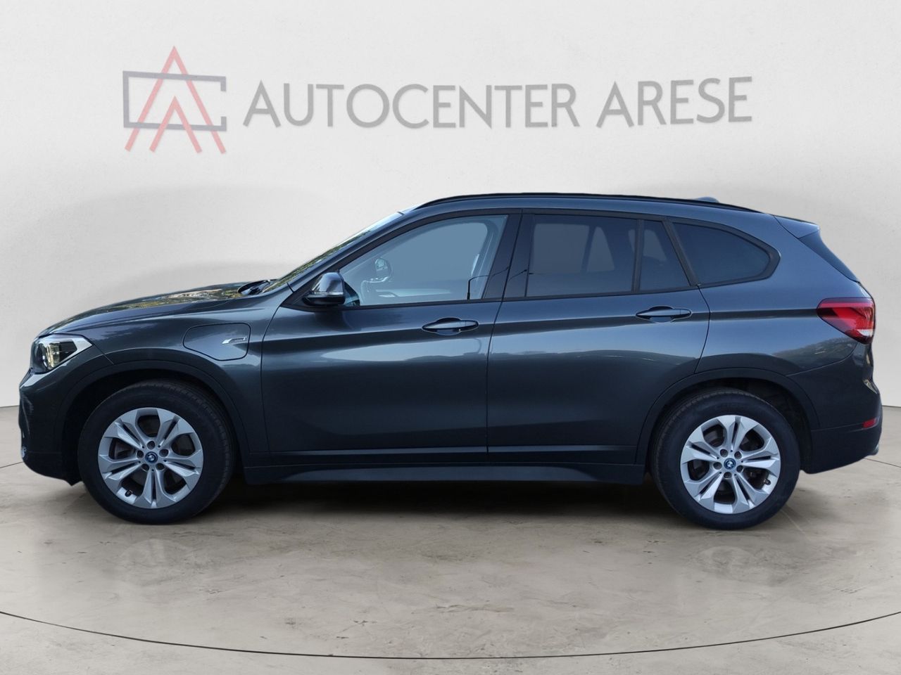 BMW X1 xdrive25e Business Advantage auto imagem 2