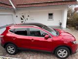 Nissan Qashqai 1.6 dCi DPF ALL-MODE 4x4 N-VISION N-... - Nissan mit Diesel-Antrieb: Limousine, Schaltgetriebe