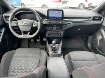 Fahrzeugabbildung Ford Focus ST-Line Hybrid tot.Wink.Ass., LED