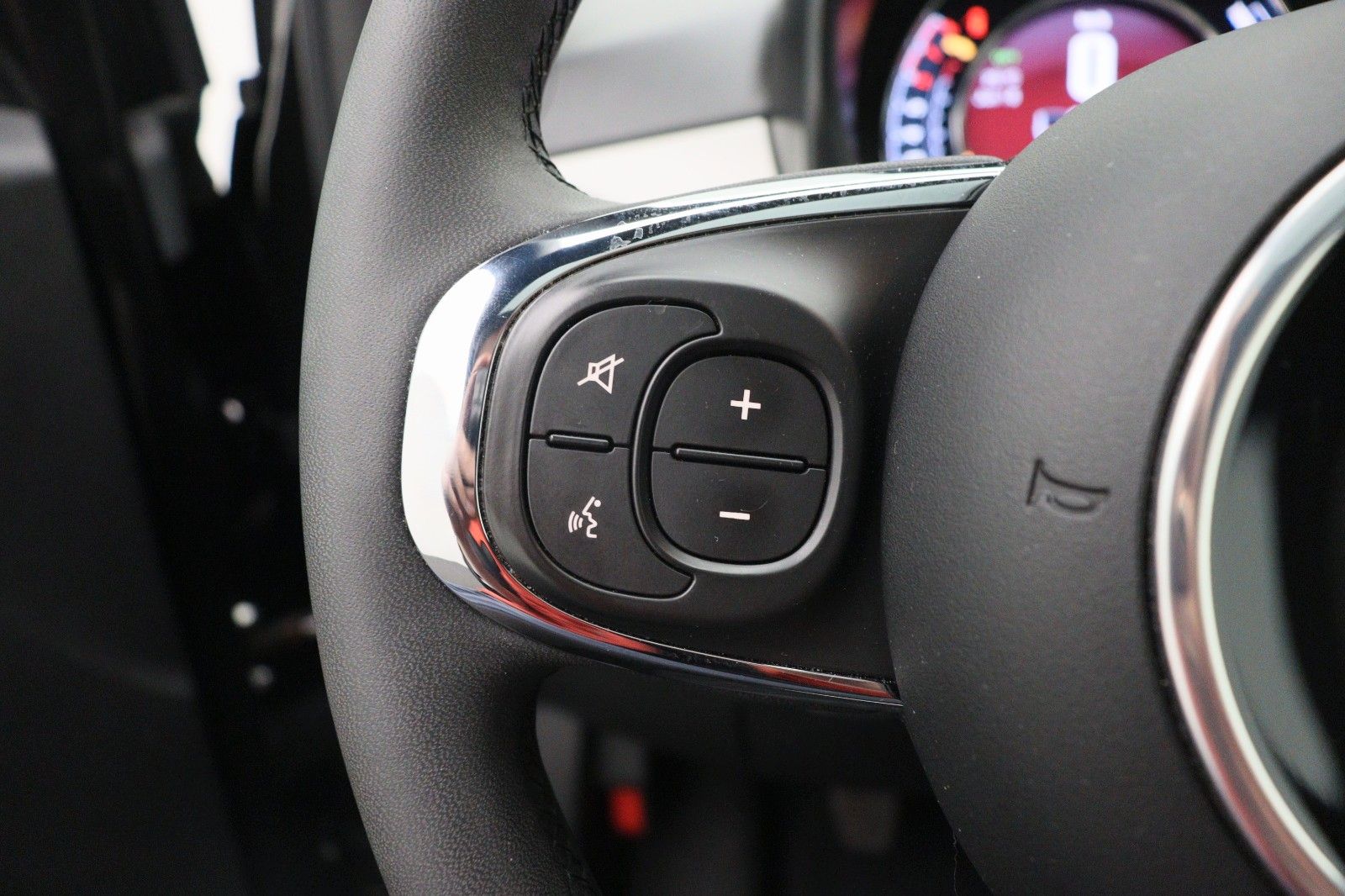 Fahrzeugabbildung Fiat 500 1.0 Star PANO TEMPO NAVI