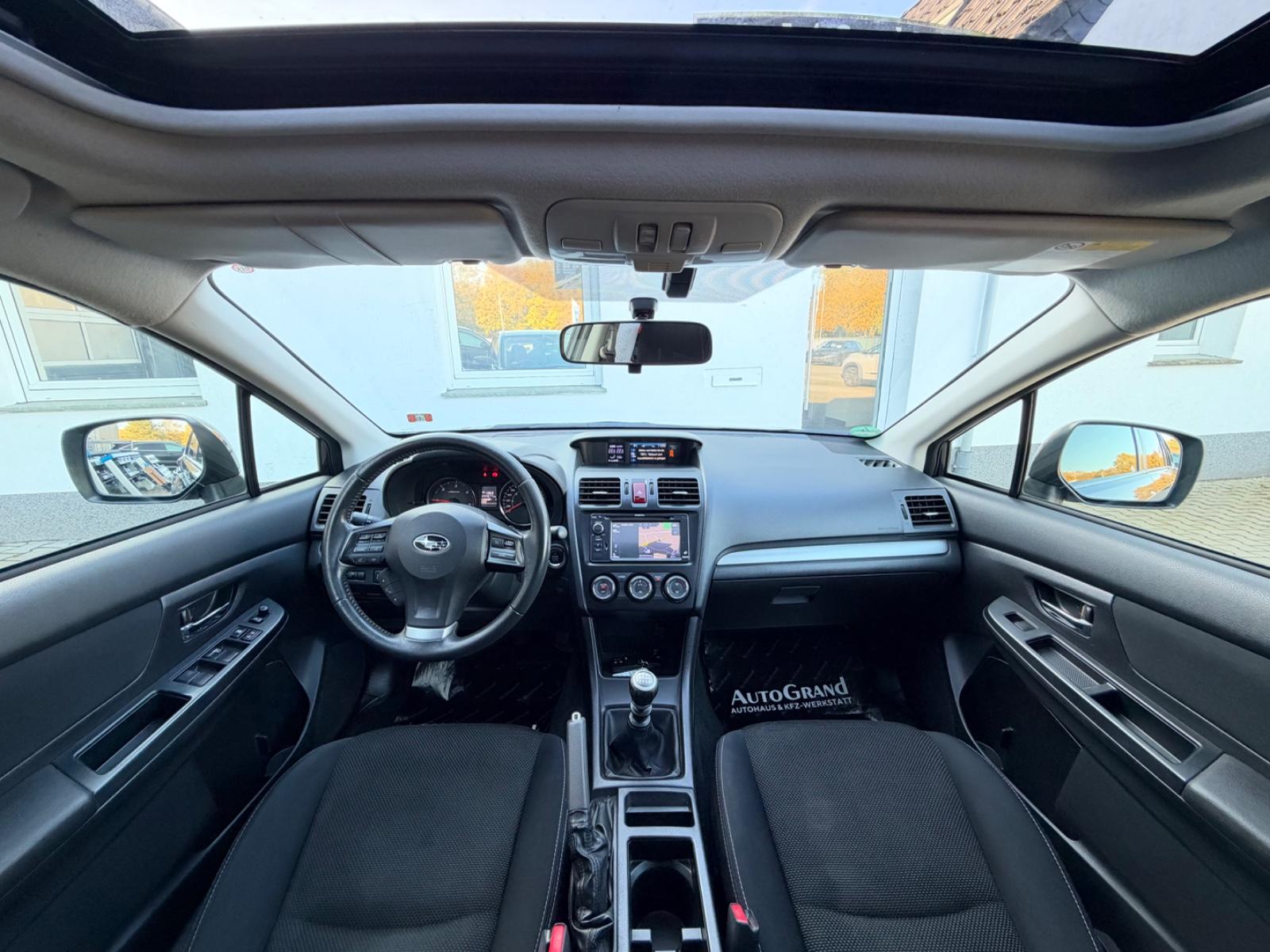 Subaru XV 2012 — photo 22