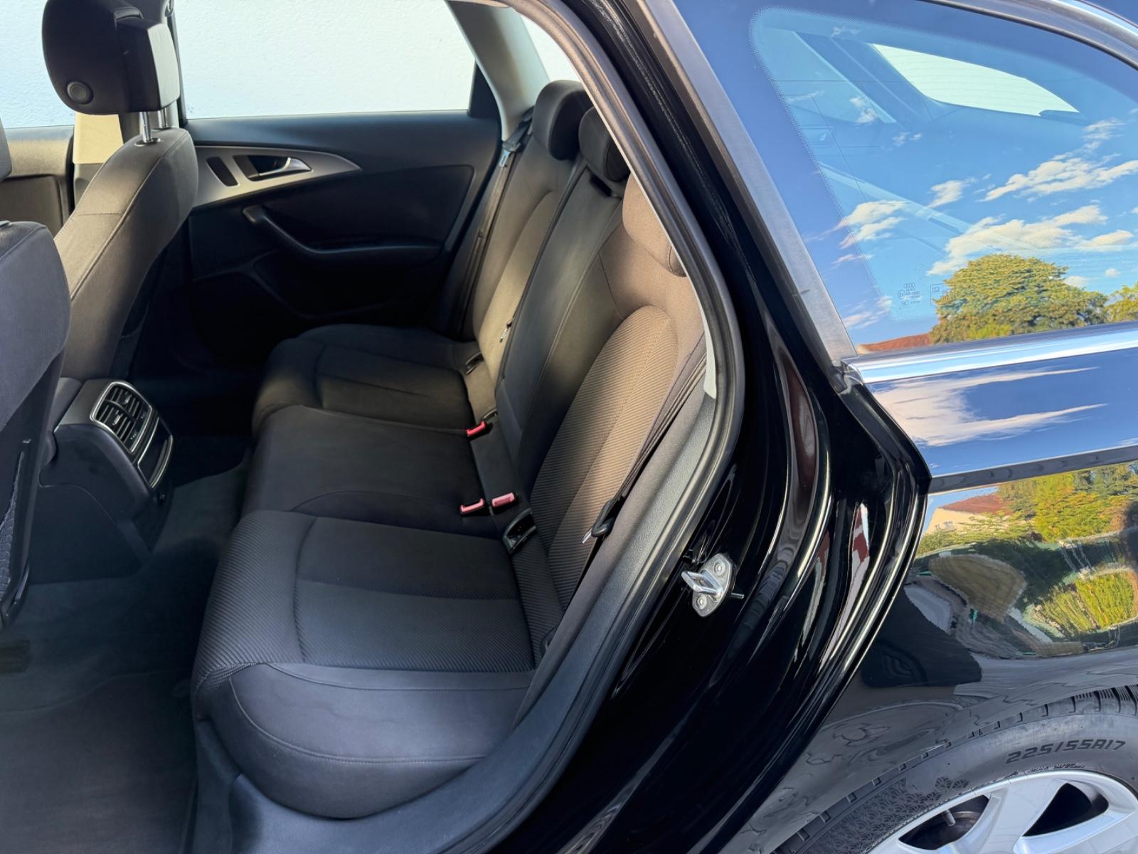 Audi A6 2012 — photo 10