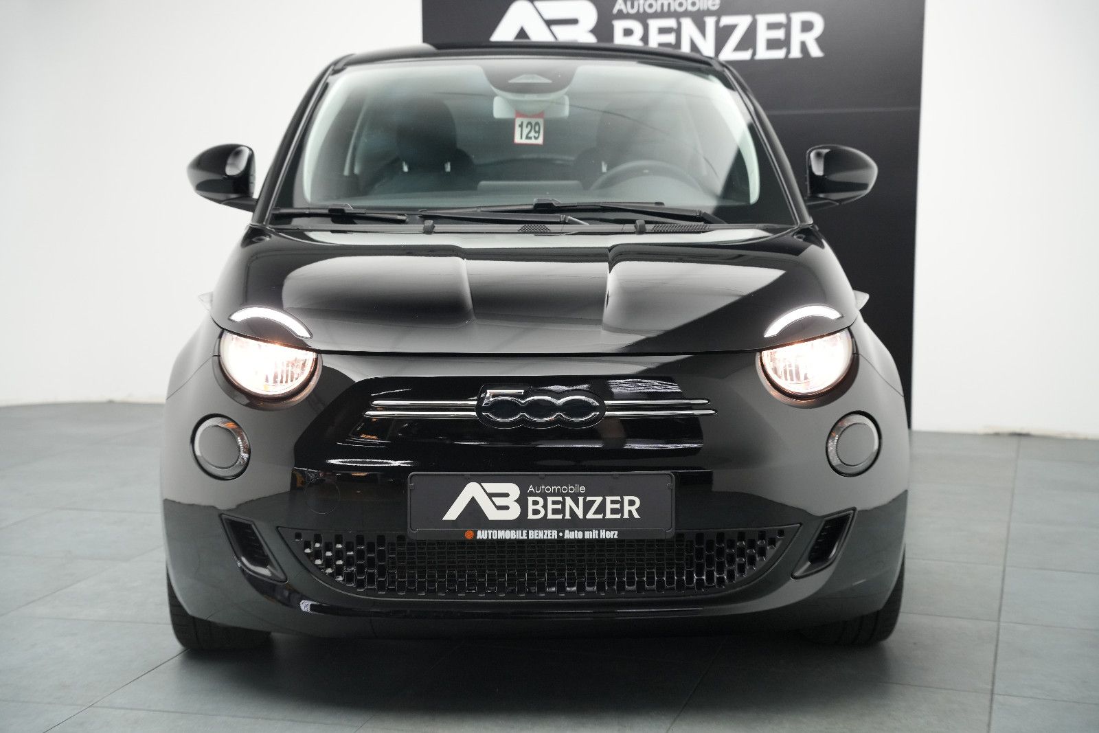 Fahrzeugabbildung Fiat 500e Icon *Navigation*Klima*Alexa*TOP