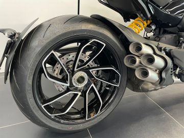 Ducati Diavel V4  sofort Verfügbar, Garantie