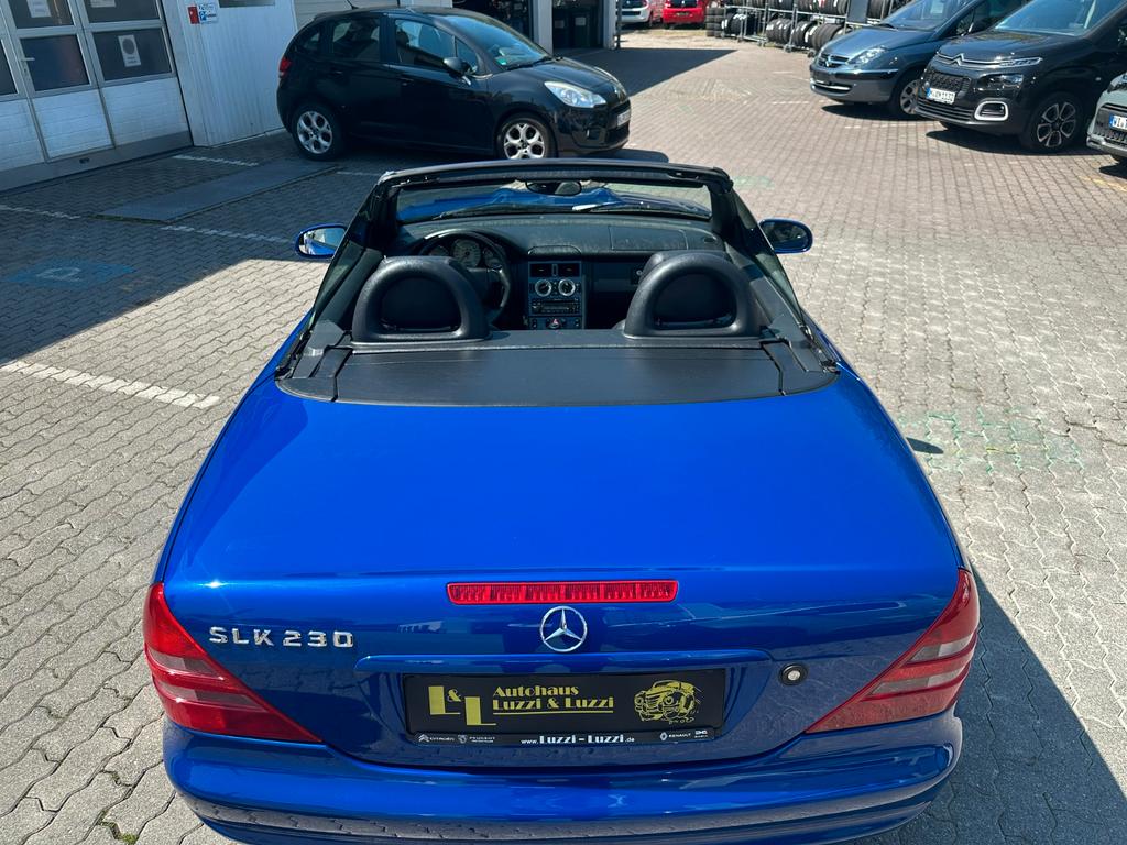 Mercedes-Benz SLK 230