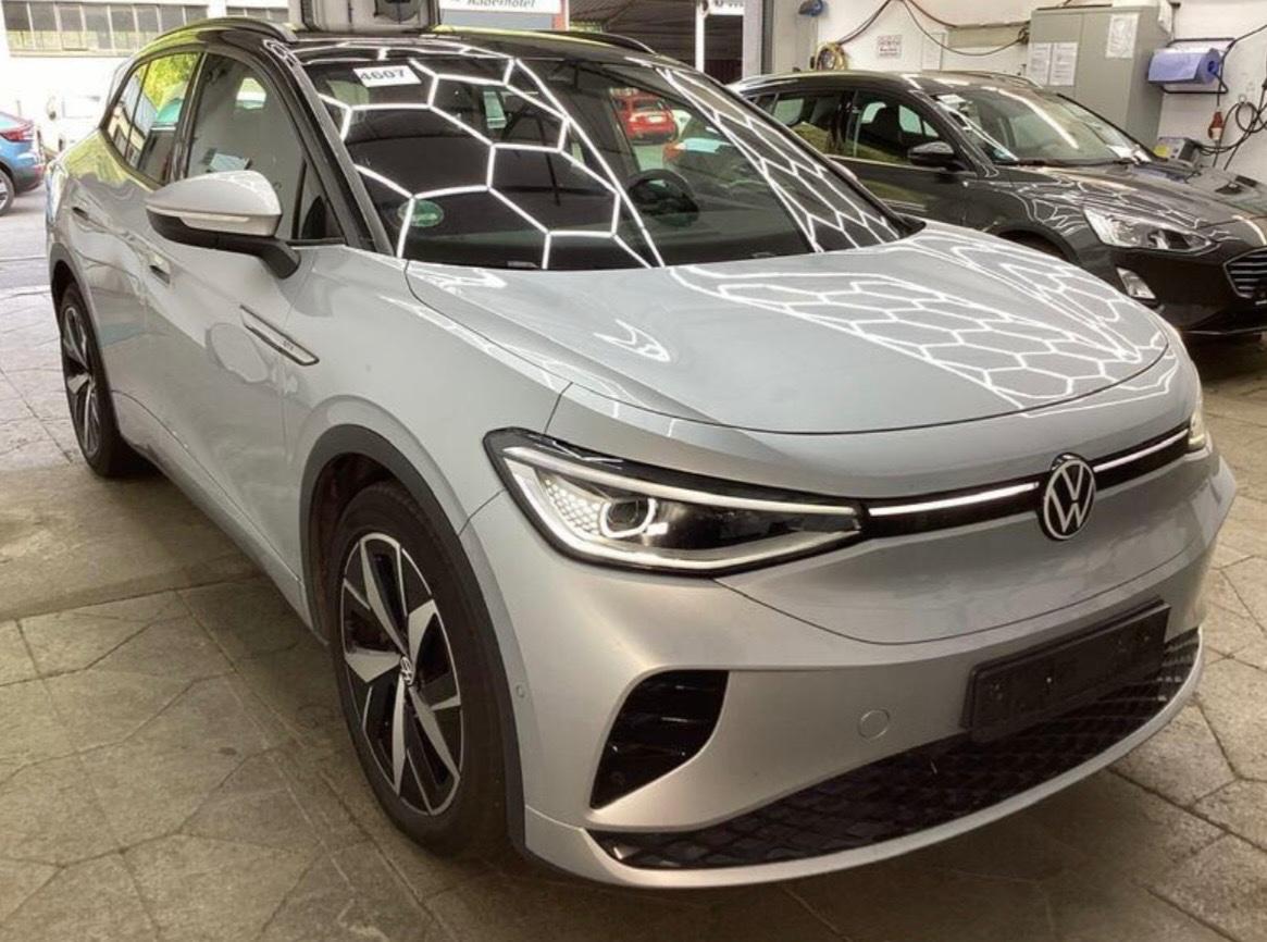 Volkswagen ID.4 GTX 220 kW 4Motion*WÄRMEPUMPE*KAMERA