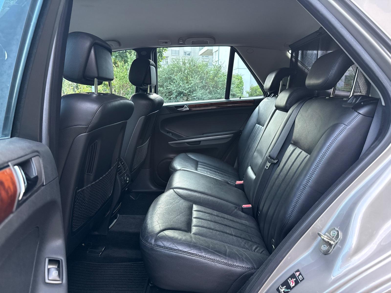 Mercedes-Benz ML 320 CDI 4Matic AMG Sportpaket/S.Belüftung/AHK