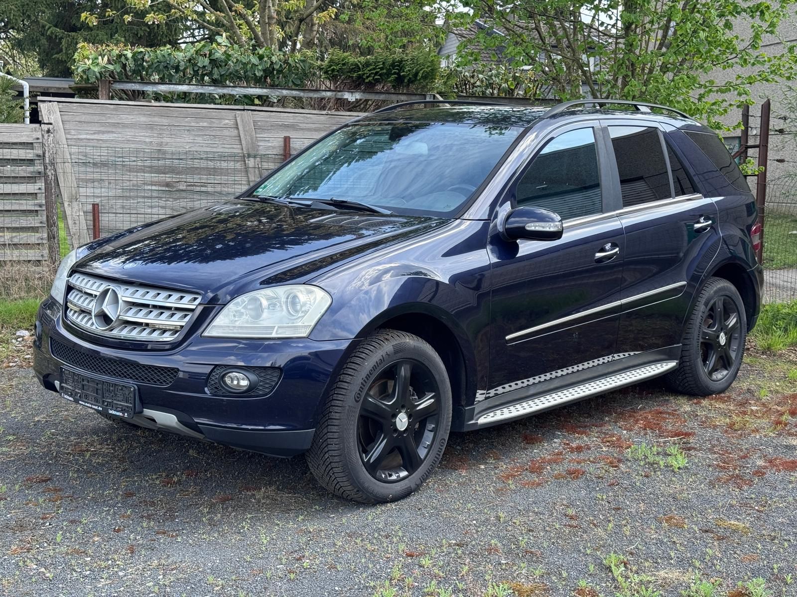 Fahrzeugabbildung Mercedes-Benz 3.0 CDI V6 BRABUS/PANO/AHK/RCAM/ALLWETTER/LED
