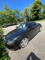Audi TT Roadster 1.8T quattro 165 kW - - Audi aus 2000: Cabrio
