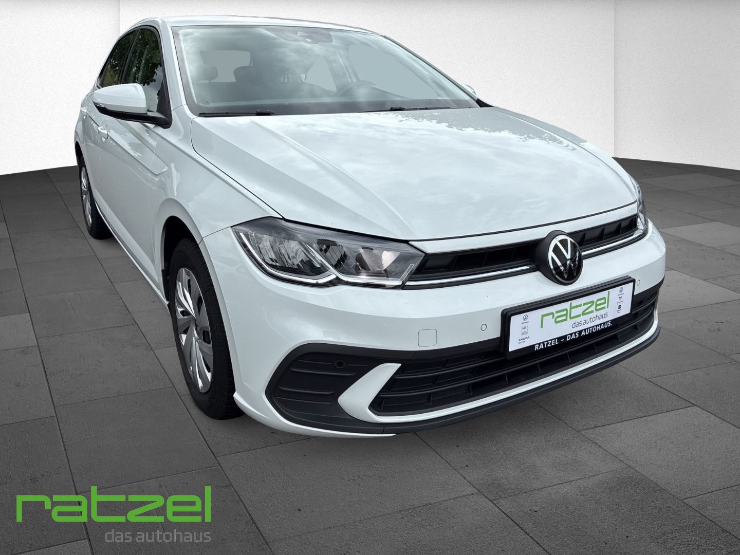 Fahrzeugabbildung Volkswagen Polo VI Life 1.0 Digitales Cockpit App Connect D
