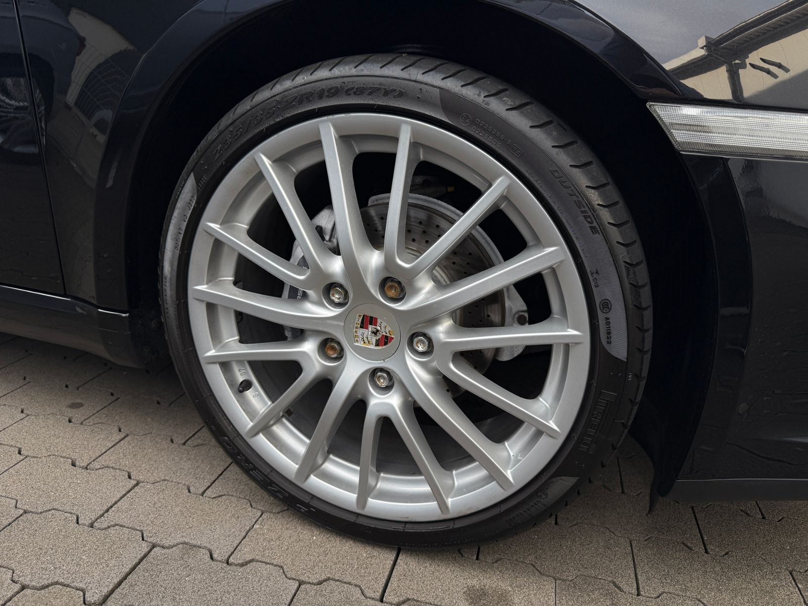 Fahrzeugabbildung Porsche Cayman RFK XENON NAVI ALU