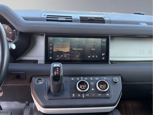 Defender 3.0 90 SE SHZ KAMERA NAVI AHK LED 360°