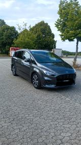 Ford S-Max 2.5 Duratec FHEV ST-Line 7-Sitzer ST-Line - Ford S-Max mit Benzin-Antrieb: Kleinbus, 2.5
