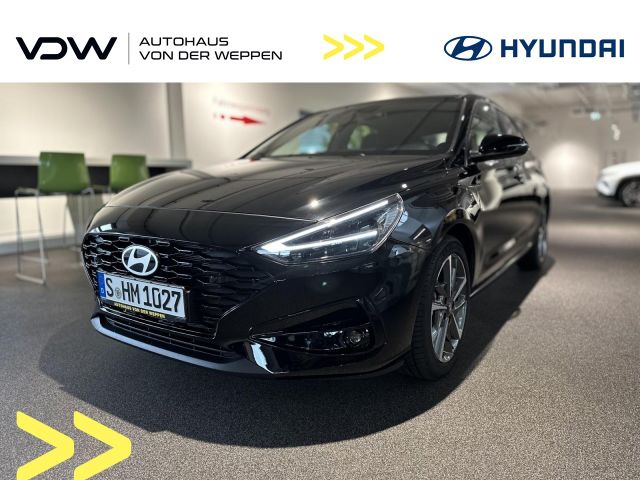 Hyundai i30 SONDERMODELL ADVANTAGE/NAVI/PDC/KAMERA ETC.!