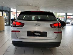 Fahrzeugabbildung Hyundai i30 SW 1.0 T-GDI TREND LED/SHZ/KAMERA/NAVI/SHZ