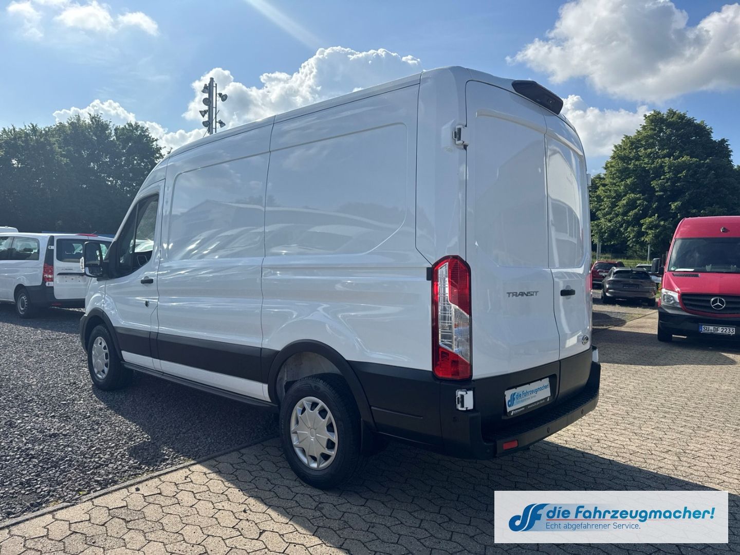Fahrzeugabbildung Ford Transit Kasten 350 L2 Trend Klimaautom DAB Totwi