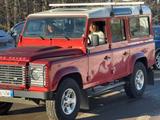 Land Rover Defender 110 2.4 TD4 Station Wagon SE - Land Rover Defender aus 2009