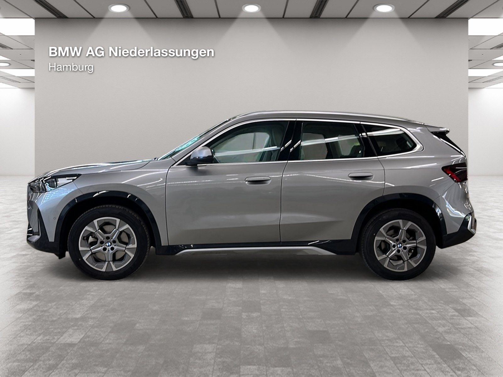 BMW X1 xDrive23i Kamera Pano.Dach Sportsitze LED foto 2