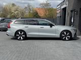 Volvo V60 Kombi Plus Dark Recharge Plug-In Hybrid AWD - Volvo Gebrauchtwagen in Bremen