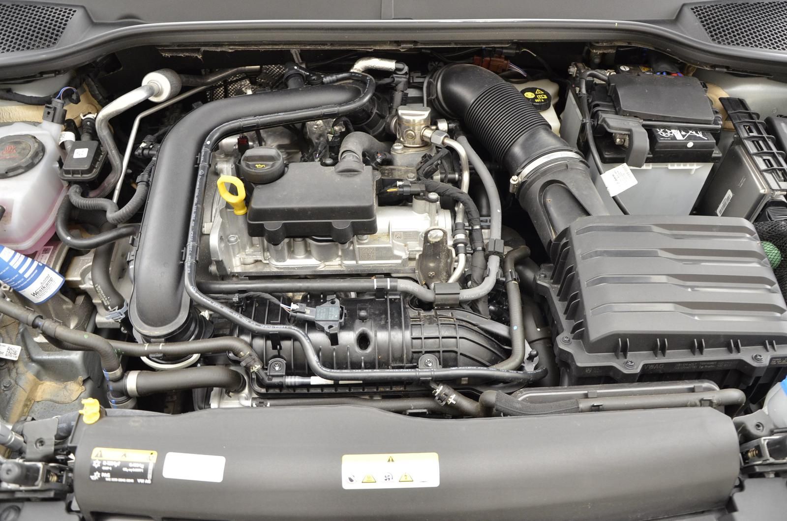 Fahrzeugabbildung SEAT Ibiza FR 1.0l TSI 81kW 6-Gang LED Navi