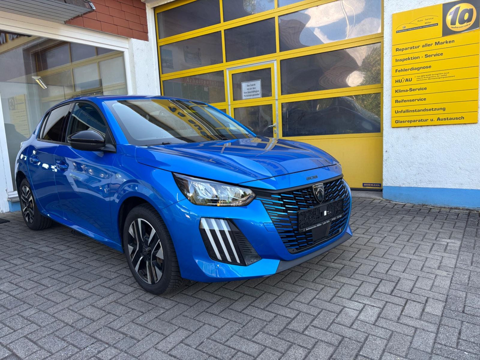 Peugeot 208 Hybrid 100 Allure 1. HAND AUTOMATIK NAVI LED