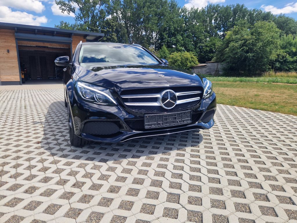 Mercedes-Benz C 400