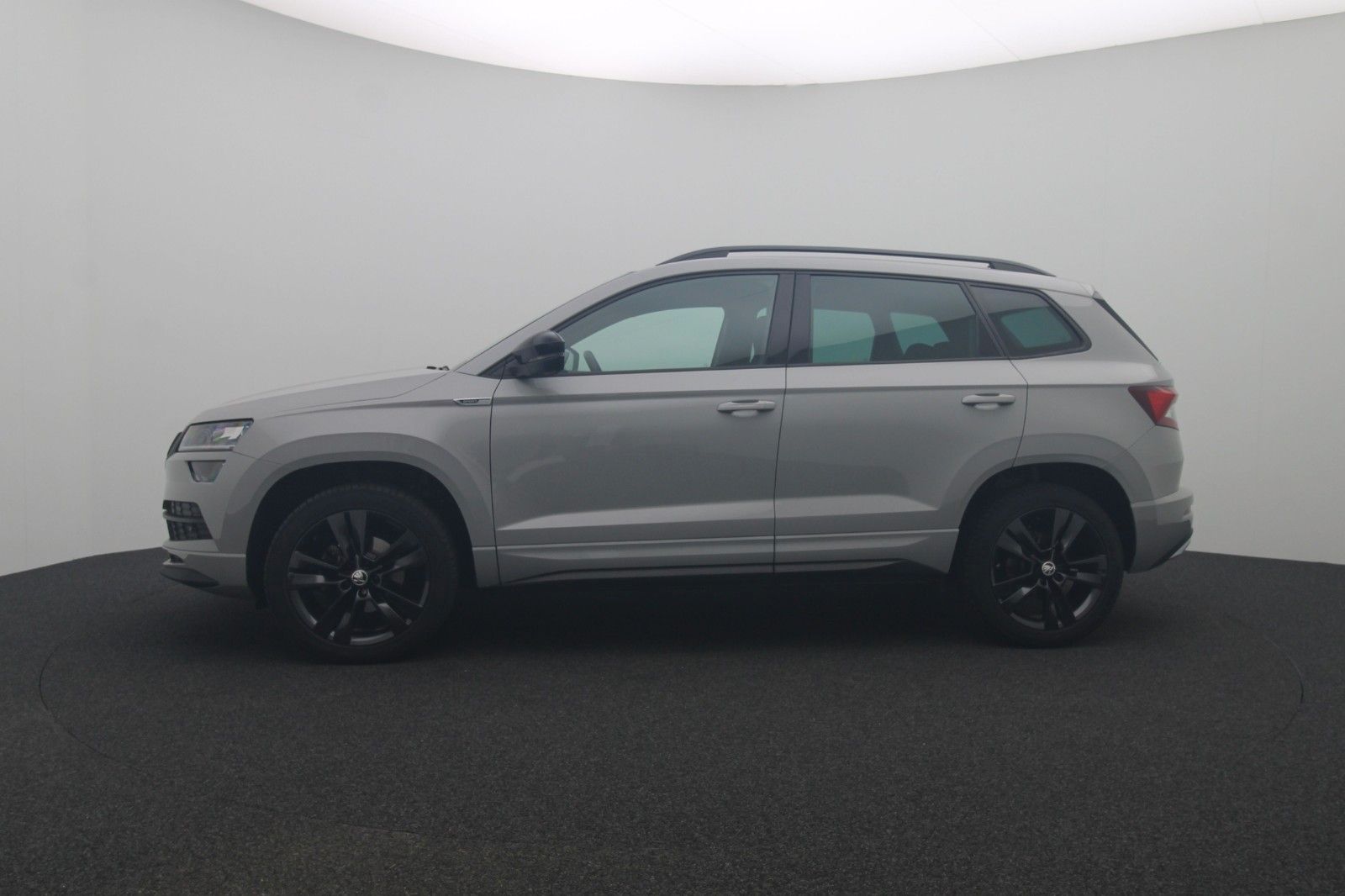 Fahrzeugabbildung SKODA Karoq 1.5 Ambition Sports-Line LED NAVI ACC