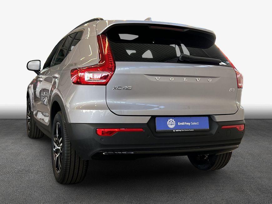 Volvo XC40 B3 Plus-Dark DKG Glasd Pixel-LED Pilot BLIS