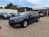 Volkswagen Passat Variant Comfortline PDC KAMERA NAVI ERGO - Volkswagen Passat Variant mit Benzin-Antrieb: Blau, Kombi