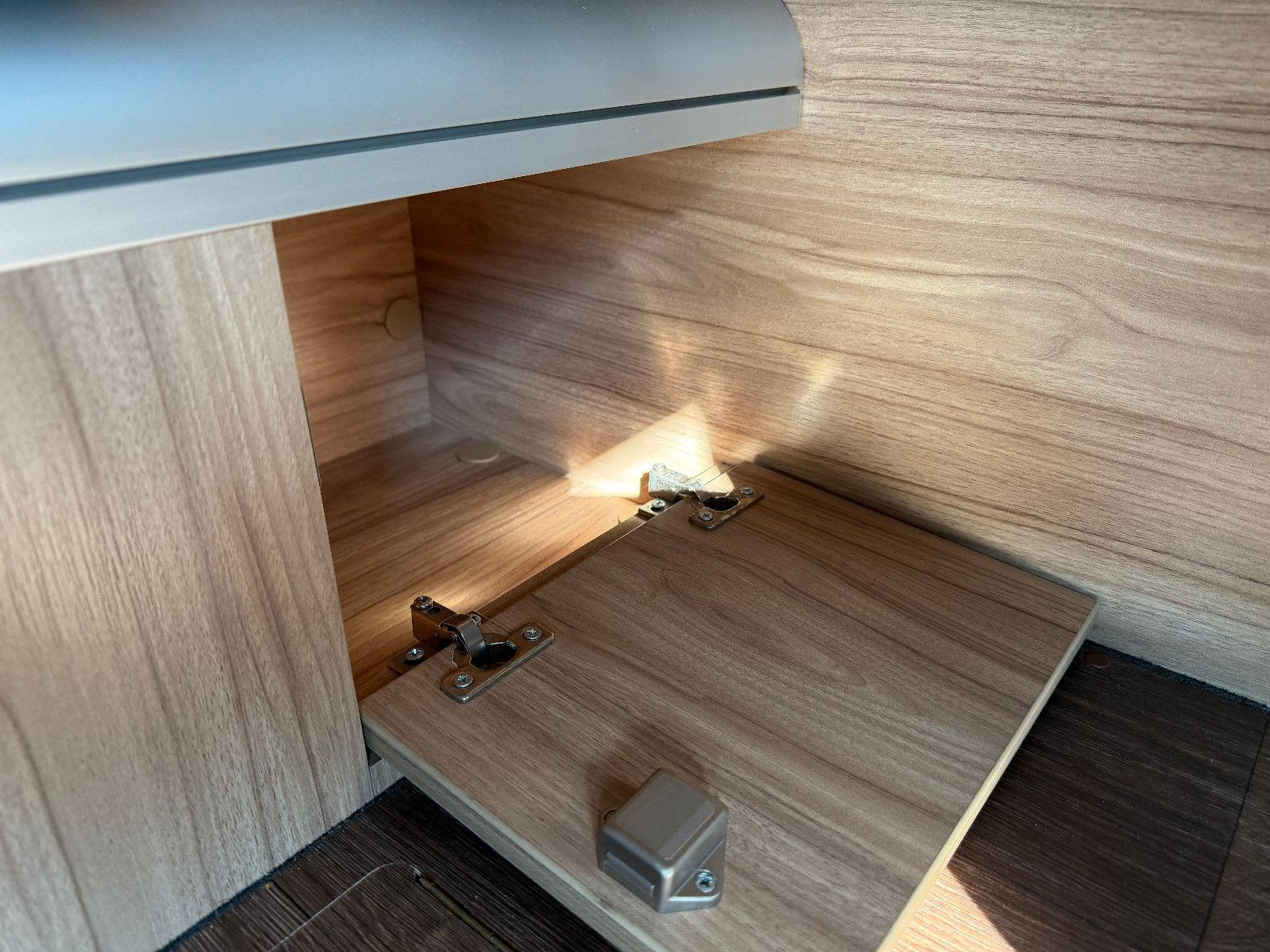 Fahrzeugabbildung HYMER / ERIBA / HYMERCAR Sydney GT 60 Limited