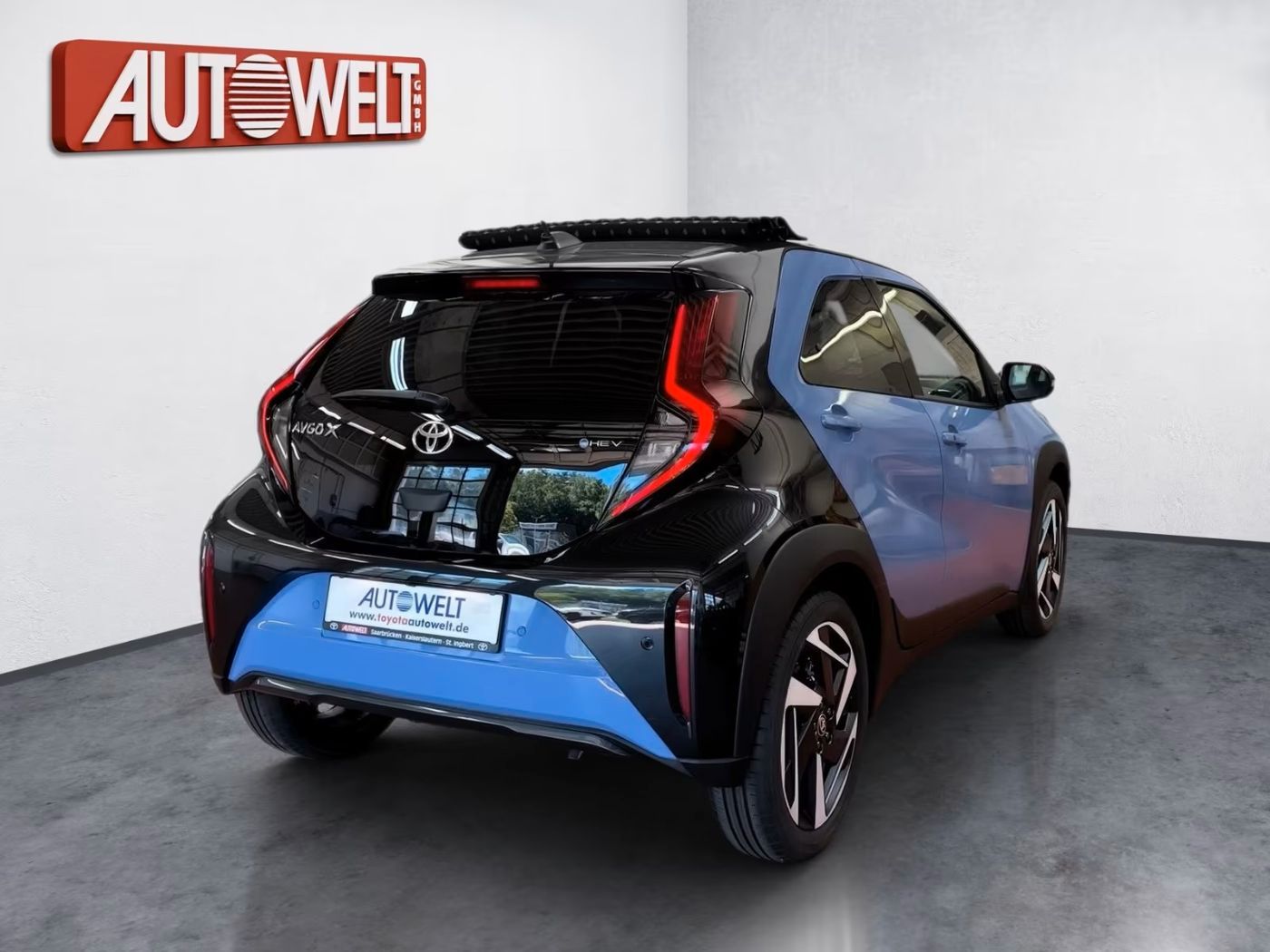 Fahrzeugabbildung Toyota Aygo X Hybrid Lounge Canvas-Premium-Faltdach JBL