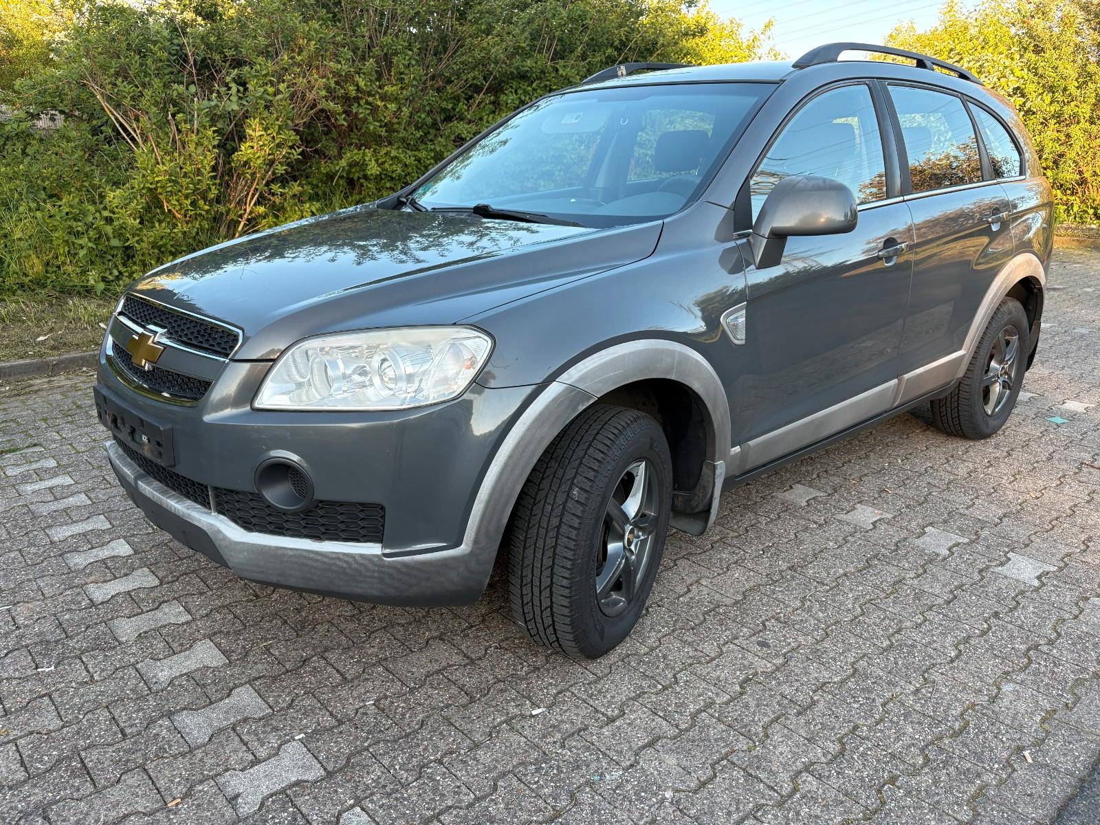 Chevrolet Captiva LS  VCDi 16V