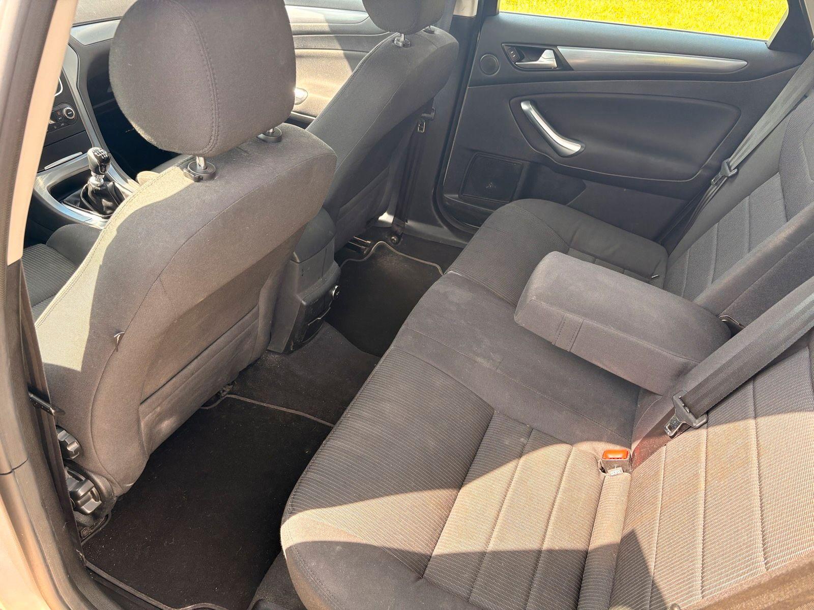 Ford Mondeo 2013 — photo 6