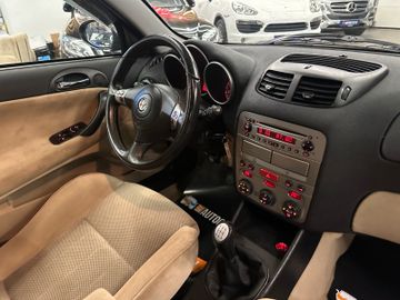 Alfa Romeo 147 1.6 16V T.Spark ECO *Klima*TÜV*CD-Player*