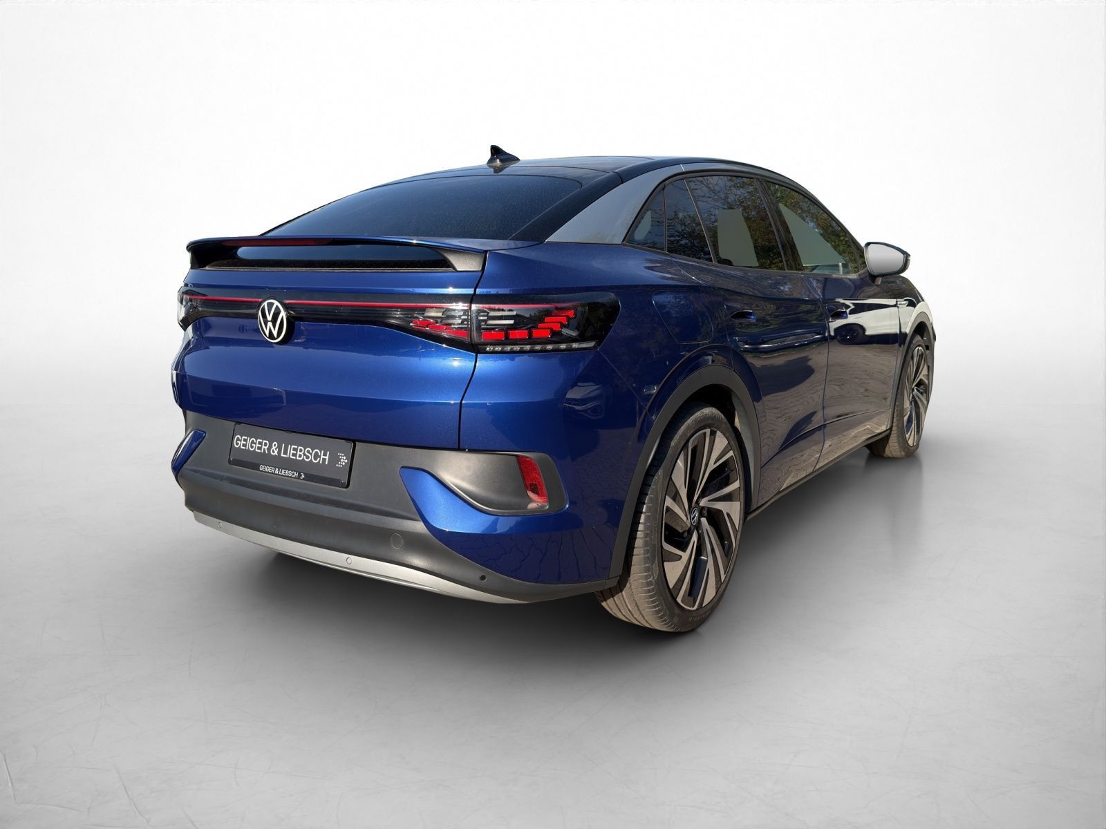 Volkswagen ID.5 Pro Performance*WÄRMEPUMPE*IQ.LIGHT*AHK*PAN imagem 2
