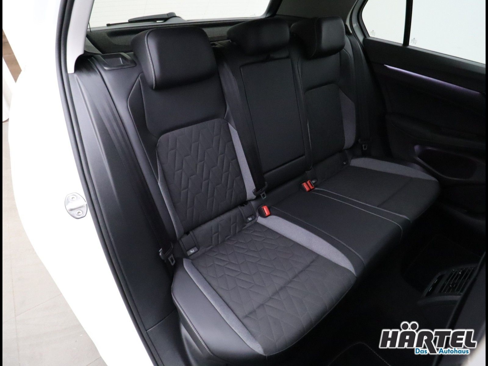 Volkswagen Golf - Bild 8