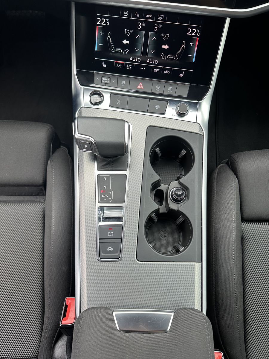 Fahrzeugabbildung Audi A6 Avant 40 TDI Qu Sport NAV+LED+KAM+VCOCKPIT+PP